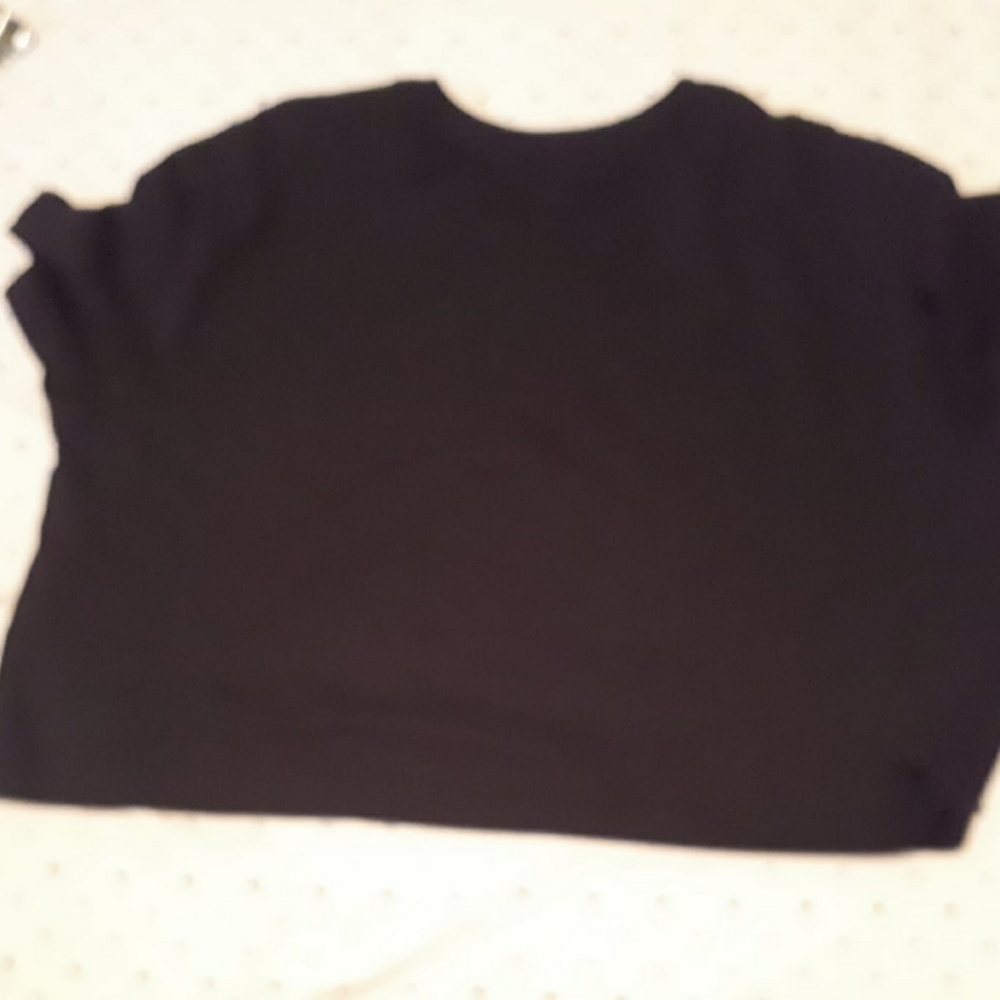 Crop Top - Picture 2 of 4